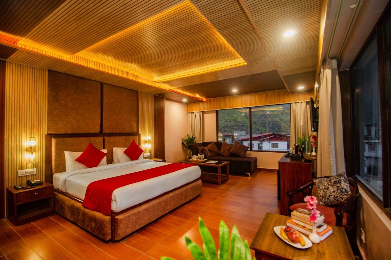 Amritara The Avadh Hotel Badrinath Exterior photo