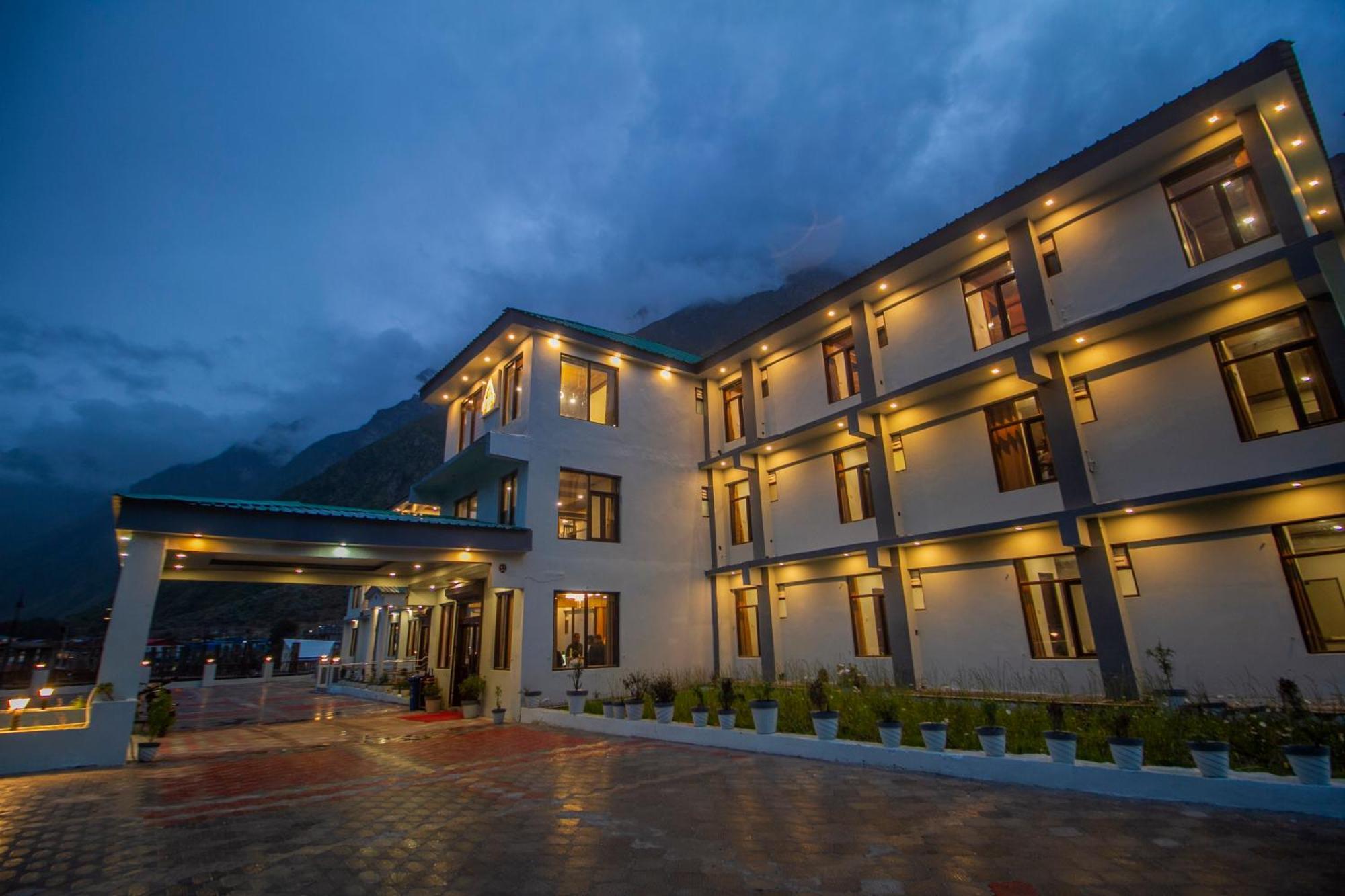 Amritara The Avadh Hotel Badrinath Exterior photo